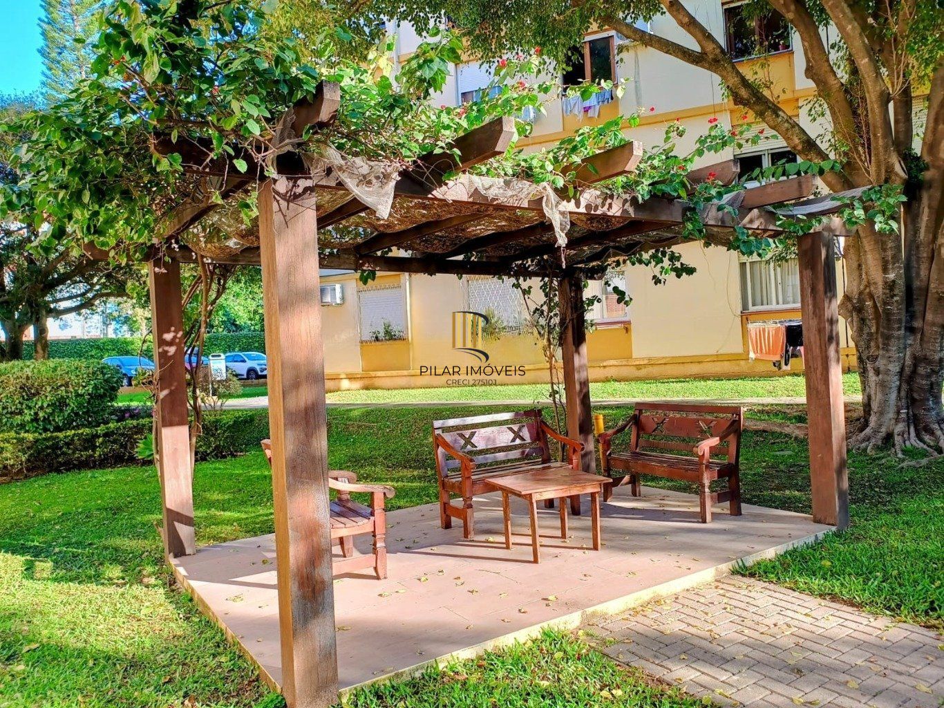 Apartamento à venda com 3 quartos 63 m²