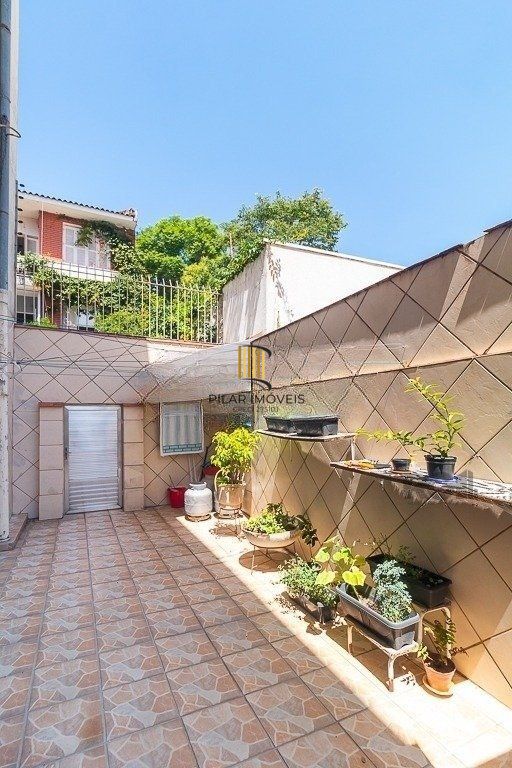 Apartamento 2 dormitórios no bairro Menino Deus