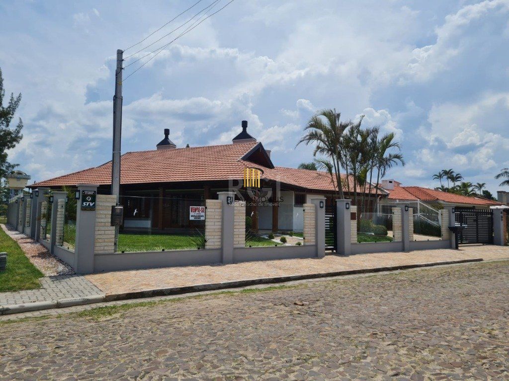 Excelente casa na praia de Atlântida/RS