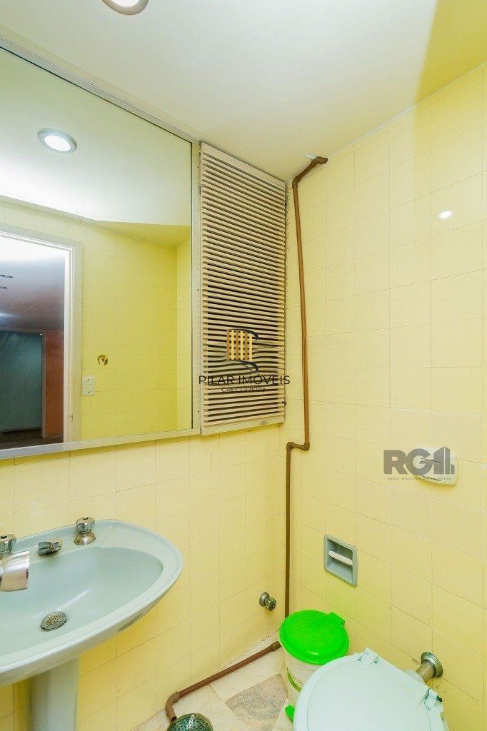 Apartamento de 3 dormitórios, bairro Bom Fim