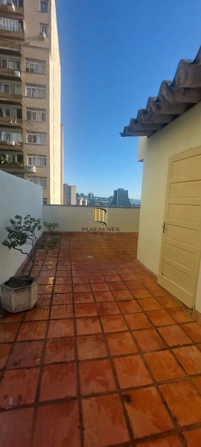 Apartamento com 2 quartos e 84m² à venda em Centro Histórico, Porto Alegre.