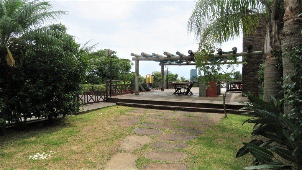 Casa Condominio para Venda - 404.59m², 3 dormitórios, sendo 1 suites, 2 vagas - Cristal