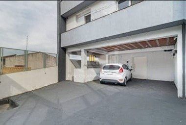 Casa para Venda - 377m², 4 dormitórios, sendo 2 suítes, 3 vagas - Teresópolis