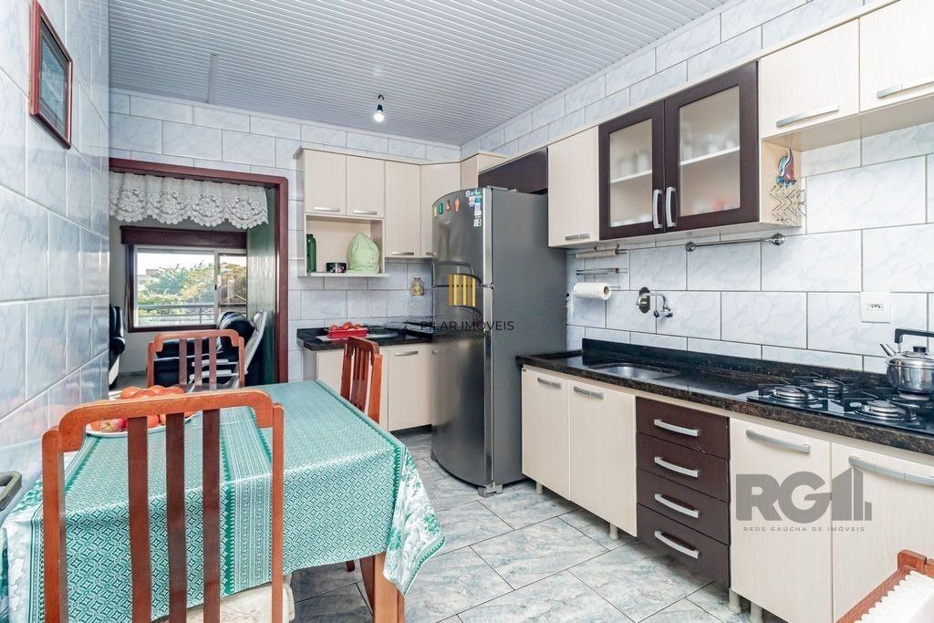 casa de 2 dormitórios, com 229m² no bairro Jardim Itu