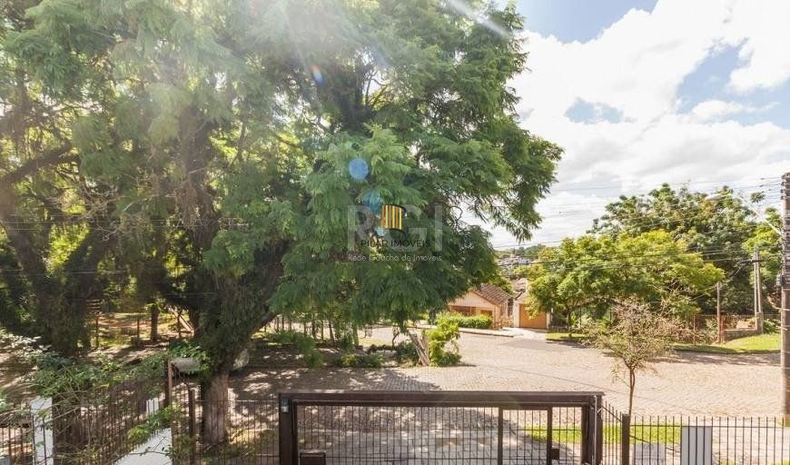 Casa para Venda - 327m², 4 dormitórios, sendo 1 suites, 3 vagas - Chácara das Pedras