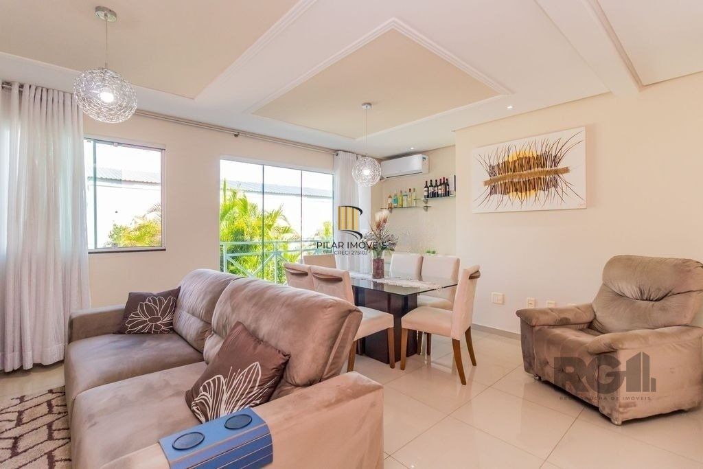 Excelente casa de 142,23m² em condomínio fechado.