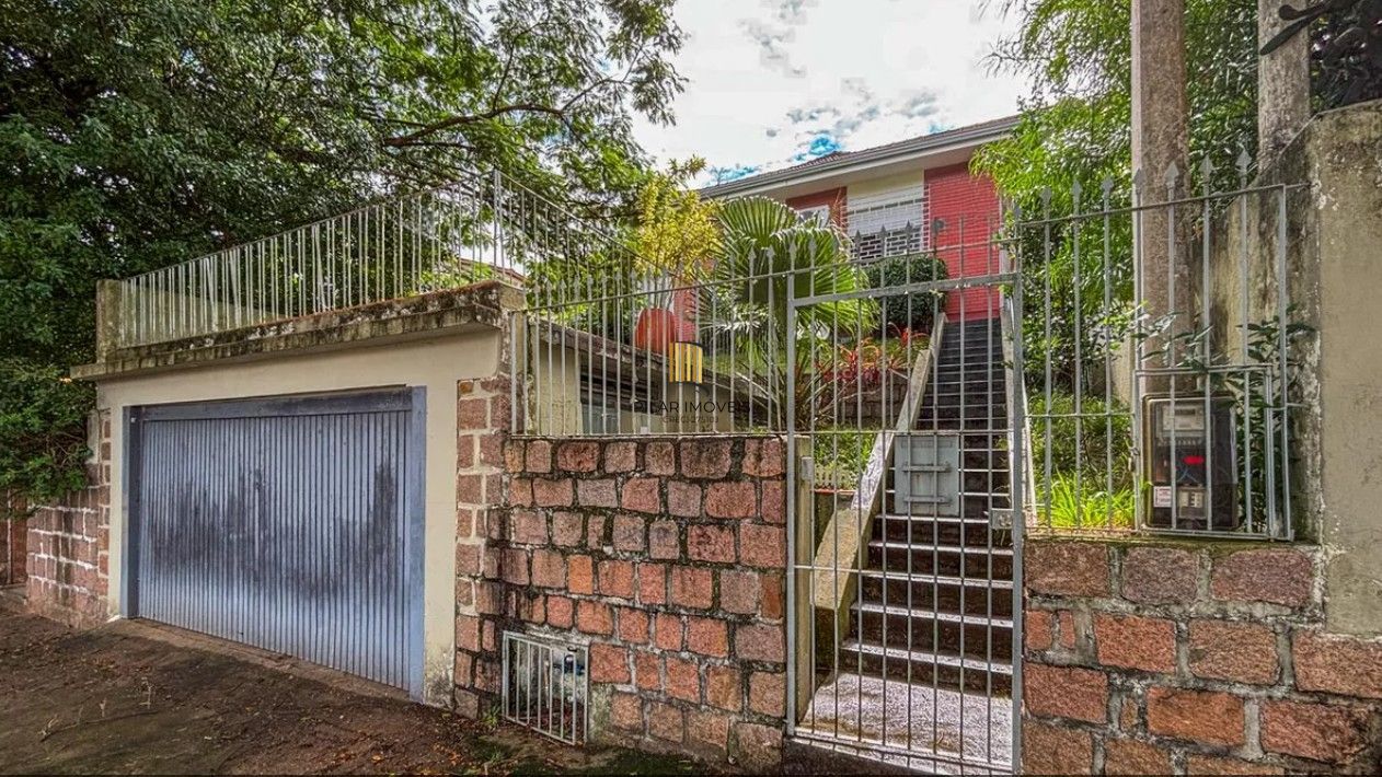 Casa 3 dormitórios Bairro Teresópolis