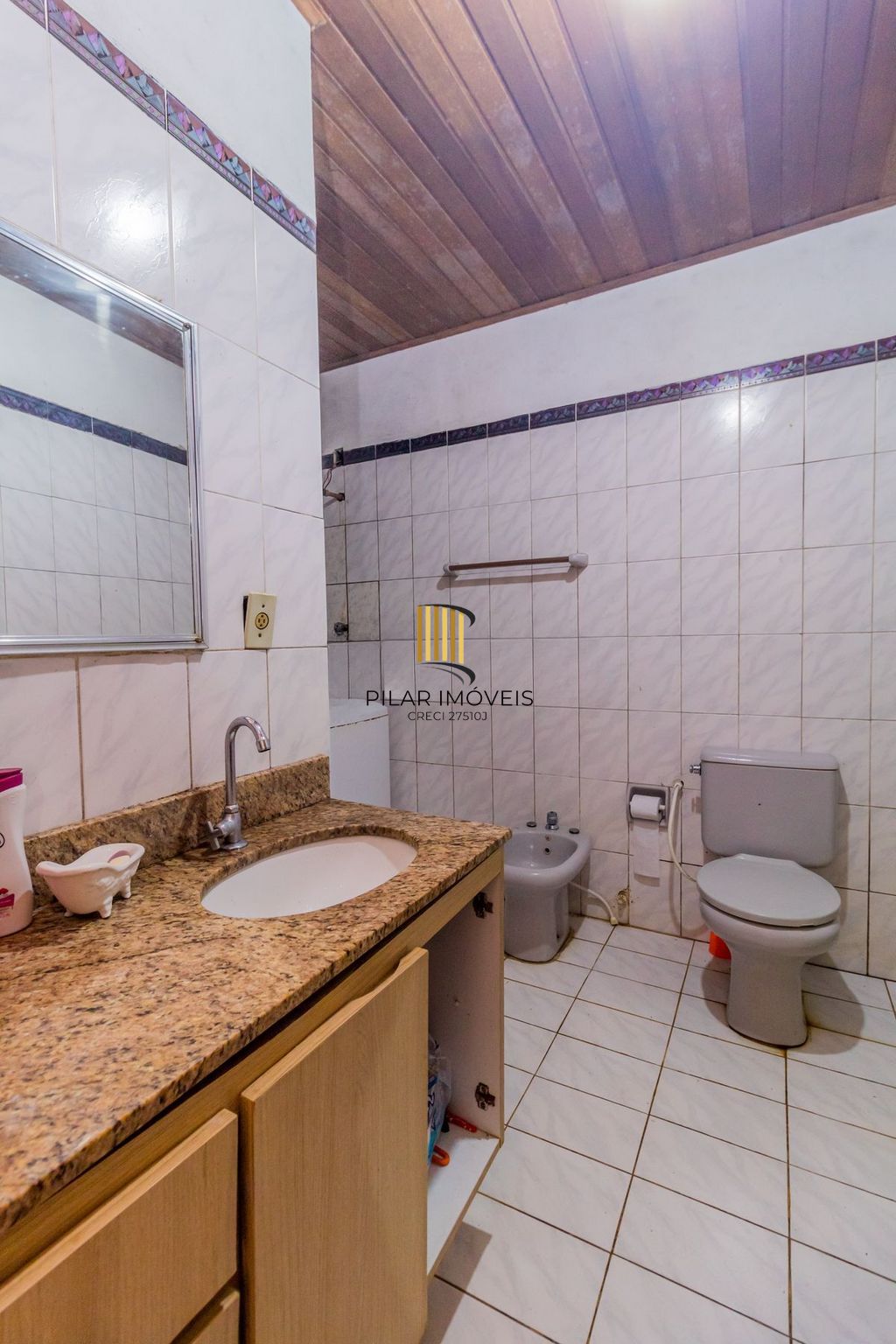 Casa de 5 dormitórios à venda no Bairro Bom Jesus - Porto Alegre