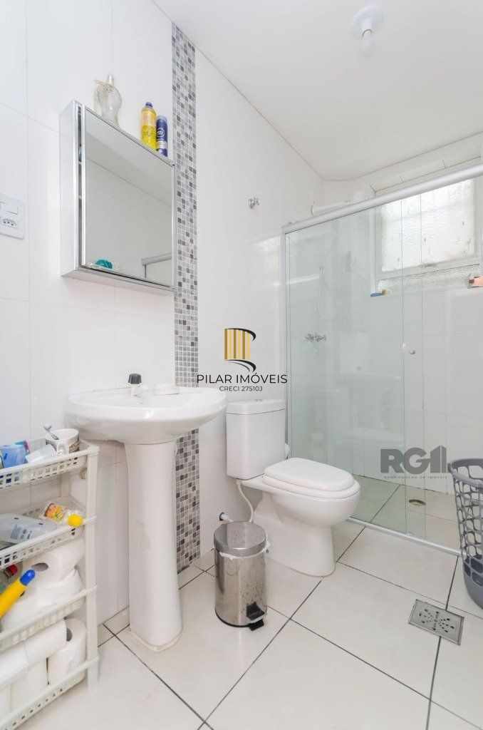 Casa de 4 dormitórios no bairro Três Figueiras