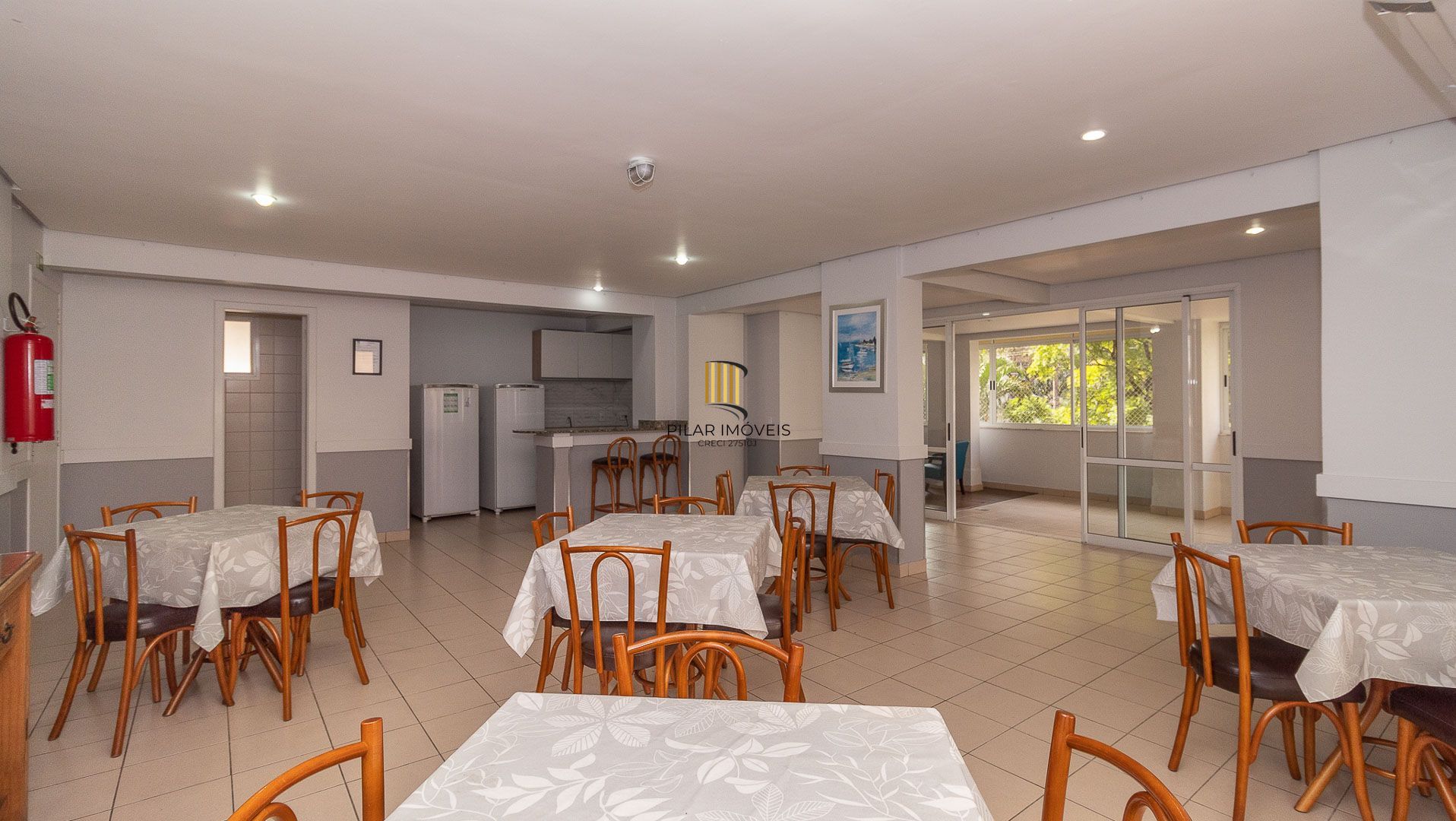 Apartamento de 03 dormitorios com suite, vaga de garagem e infraestrutura completa em Porto Alegre