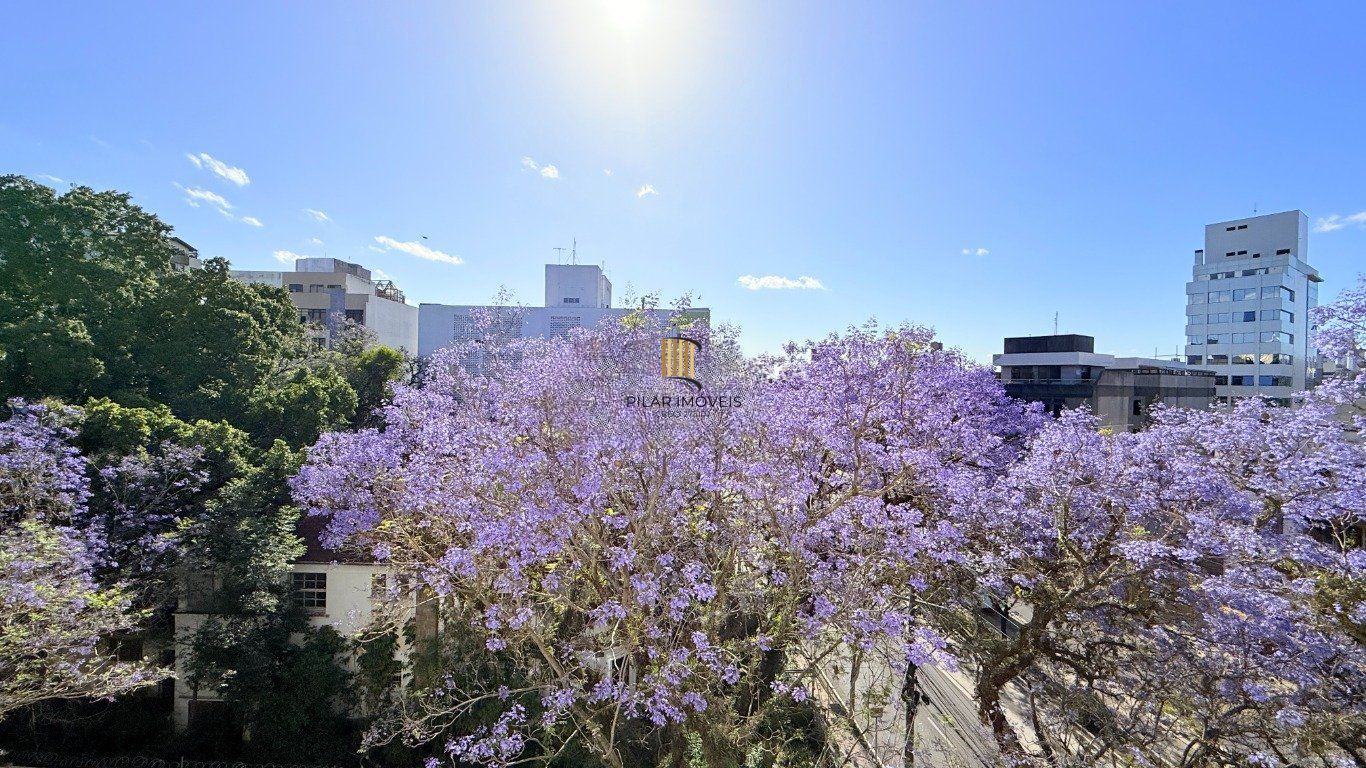 Apartamento de 3 dormitórios à venda no Bairro Petrópolis, Porto Alegre.