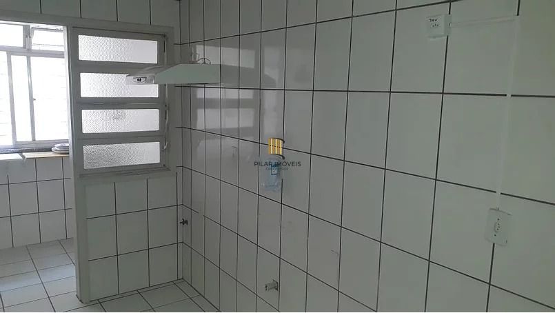 Aparatmento de 02 dormitoris e vaga coberta na Av. Forte em Porto Alegre /RS