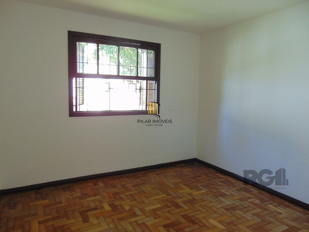 Casa 84m² - 2 dormitórios, 2 vagas no bairro Jardim Botânico