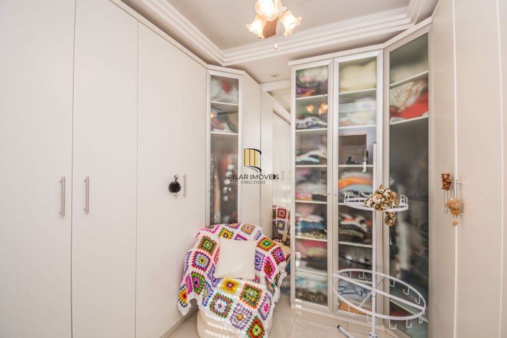 Cobertura para Venda - 199m², 3 dormitórios, sendo 1 suites, 2 vagas - Azenha
