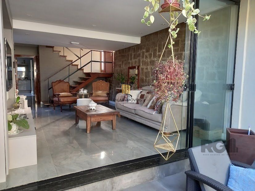 Casa 3 dormitórios no bairro Teresópolis