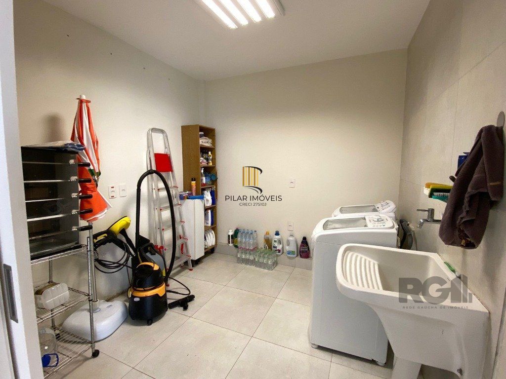 Casa 189m² - 3 suítes, piscina, 5 vagas no bairro Teresópolis