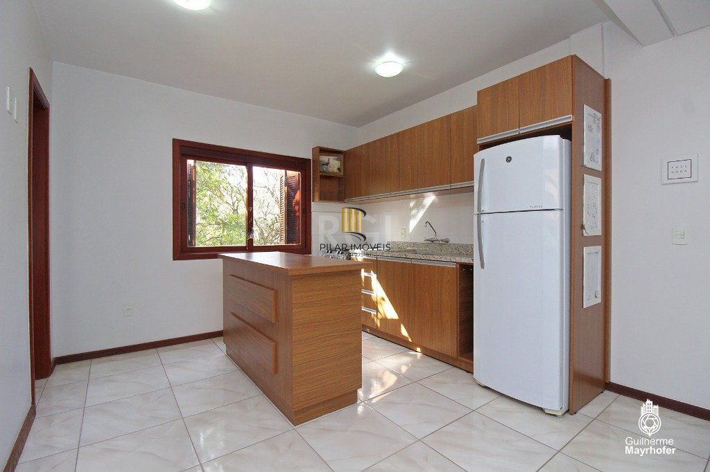 Casa para Venda - 212m², 3 dormitórios, 2 vagas - Medianeira
