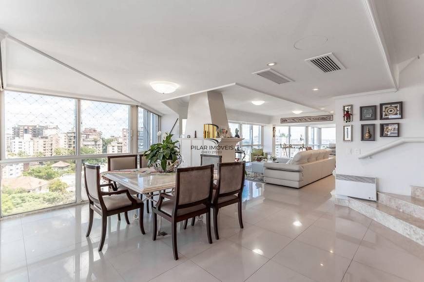 Cobertura para Venda - 412m², 4 dormitórios, sendo 3 suites, 2 vagas - Moinhos de Vento - Pilar Imóveis
