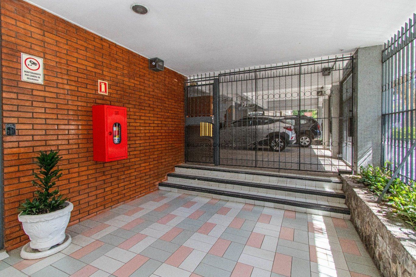 Apartamento com 3 quartos e 116m² à venda em Petrópolis, Porto Alegre. Rua General Souza Doca, Petrópolis, Porto Alegre