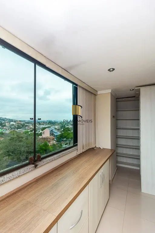 Cobertura à Venda com 2 Dormitórios no Bairro Cristal – Porto Alegre
