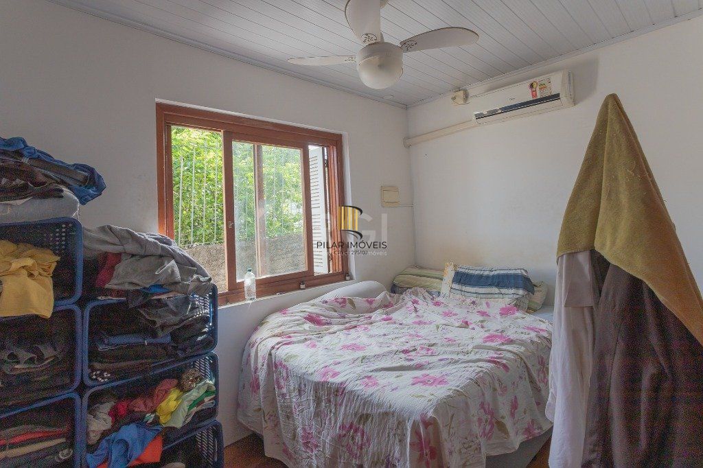 Casa 4 Dormitório(s) Bairro Glória