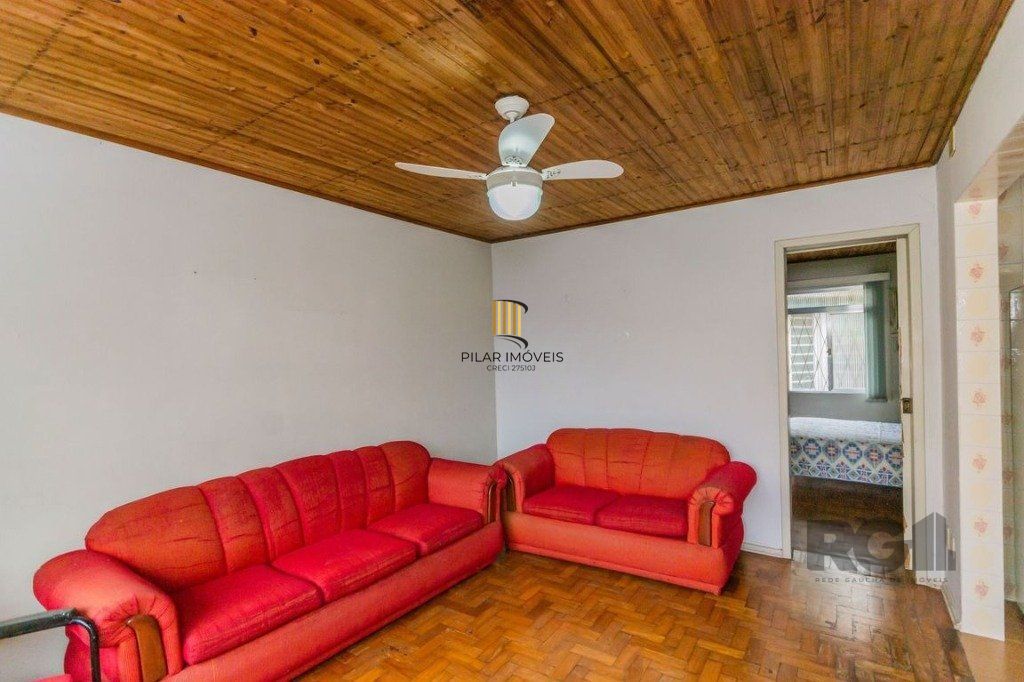 Casa com 2 dormitórios no bairro Vila João Pessoa