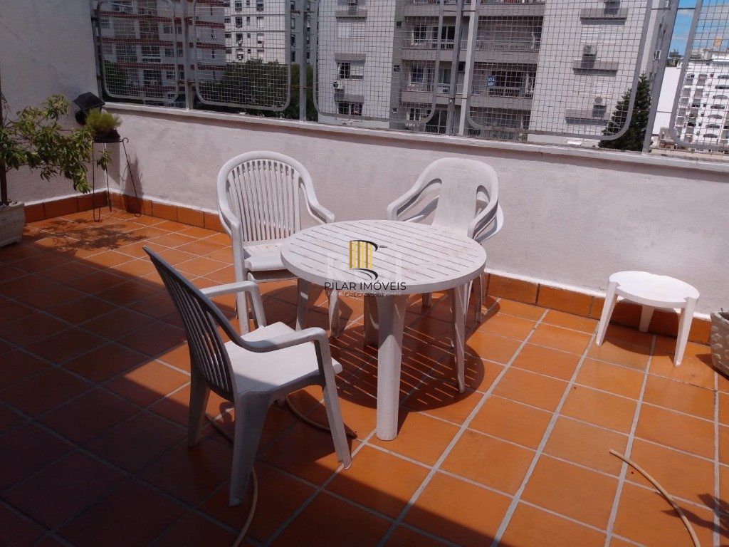 Cobertura para Venda - 237.88m², 3 dormitórios, sendo 1 suites, 2 vagas - Moinhos de Vento