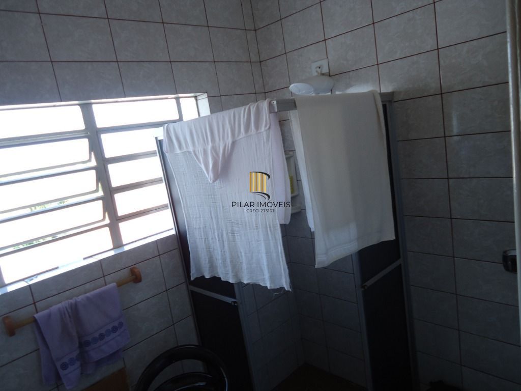 Casa para Venda - 750m², 4 dormitórios, sendo 2 suites, 5 vagas - Santa Tereza