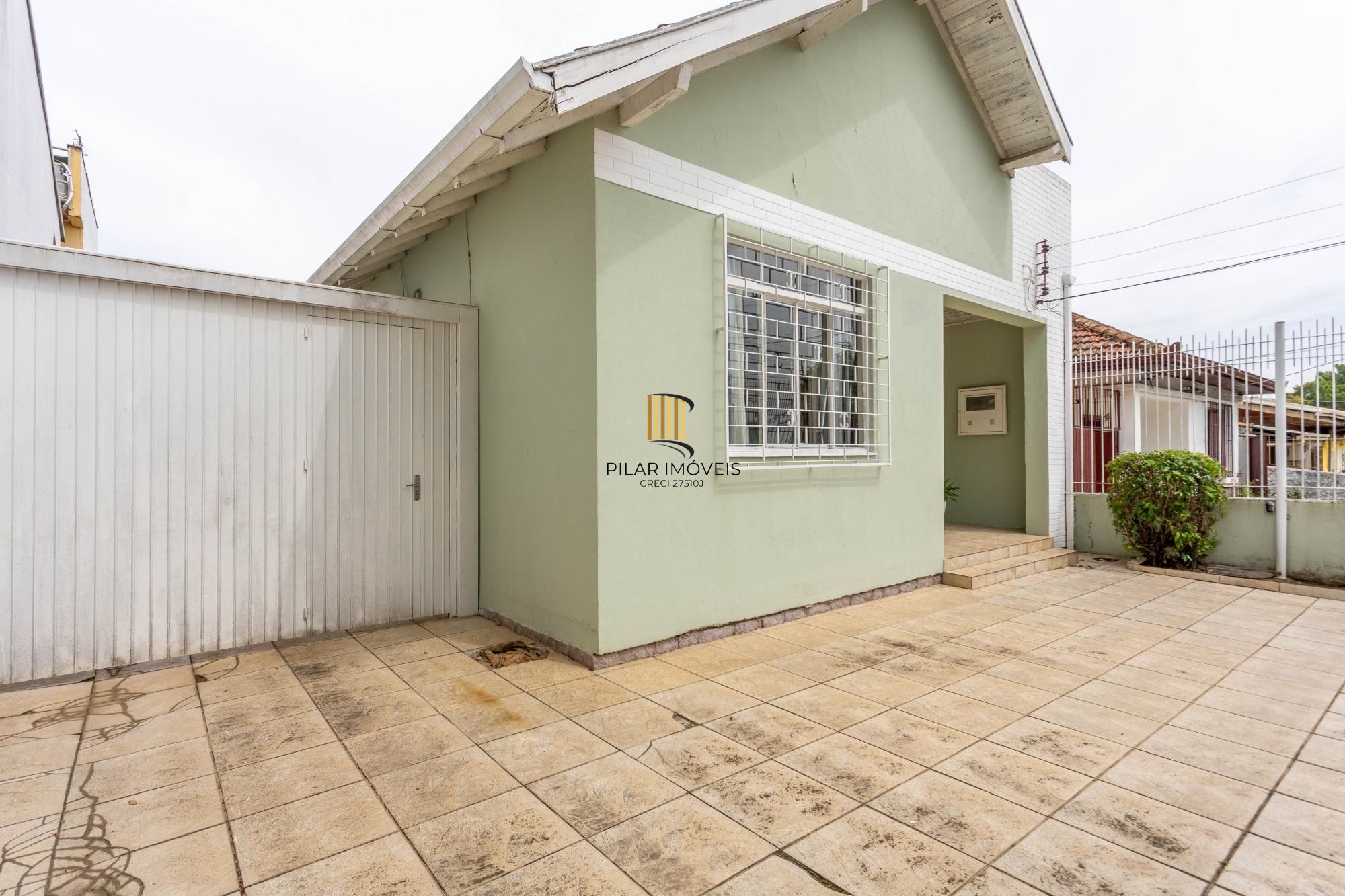 Casa 75m² com 3 dormitórios, 2 vagas no bairro Sarandi