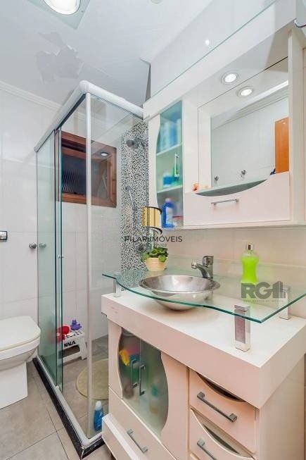 Apartamento 67m² - 2 dormitórios, 1 vaga no bairro Cidade Baixa