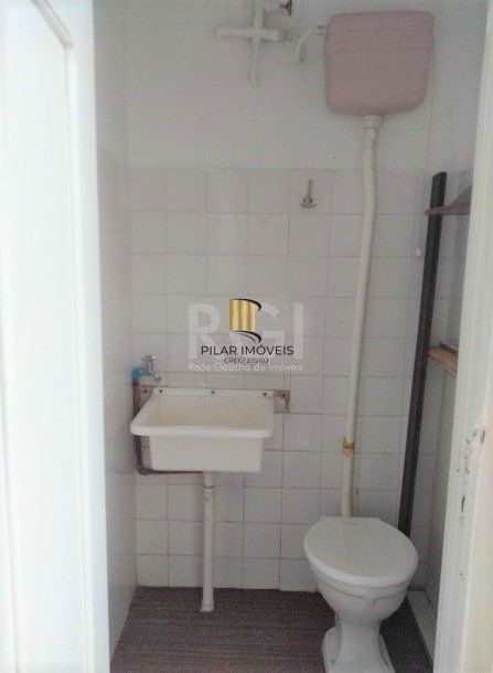 Apartamento para Venda - 68.24m², 2 dormitórios, Petrópolis