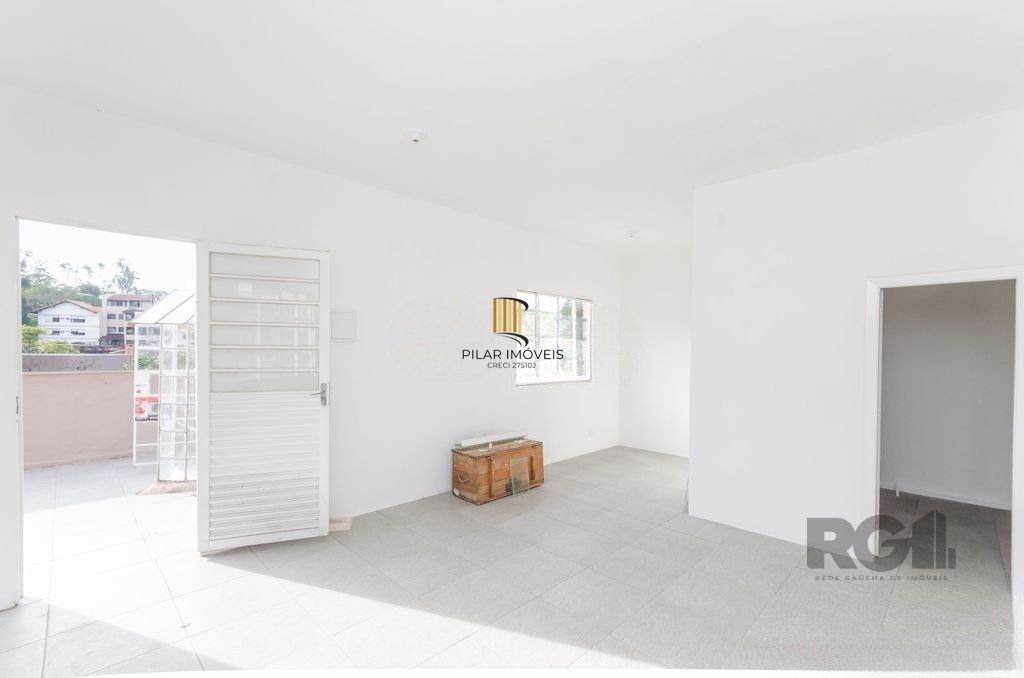 Casa de 4 dormitórios no bairro Três Figueiras