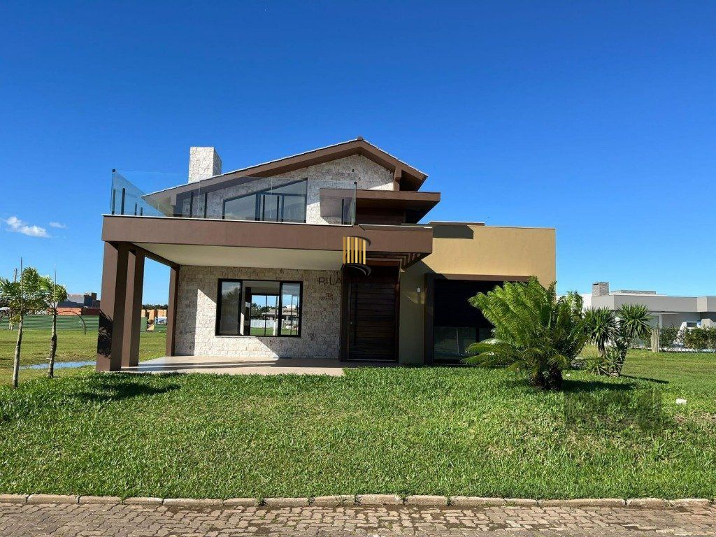 Casa de Condomínio 3 dormitórios no bairro Novo Passo