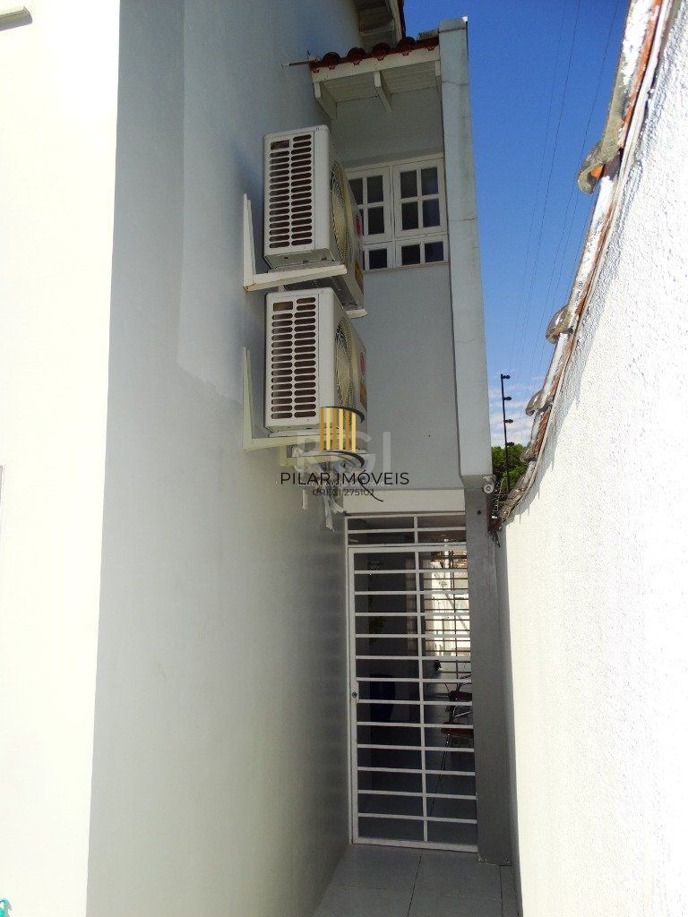 Casa para Venda - 244m², 3 dormitórios, sendo 1 suites, 2 vagas - Santa Tereza