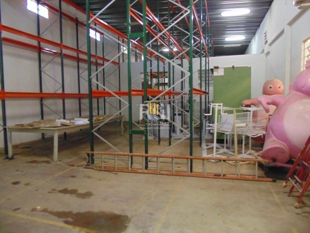 Predio para Venda - 2000m², 0 dormitórios, Teresópolis
