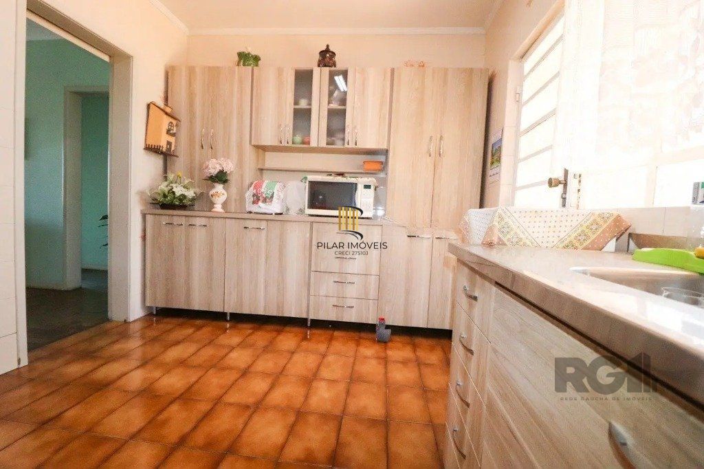 Casa com 3 dormitórios no bairro Cristo Redentor