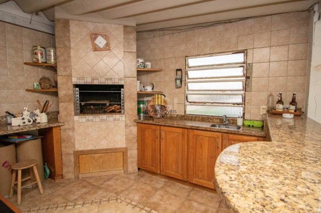 Casa para Venda - 169m², 3 dormitórios, sendo 1 suites, 4 vagas - Ipanema