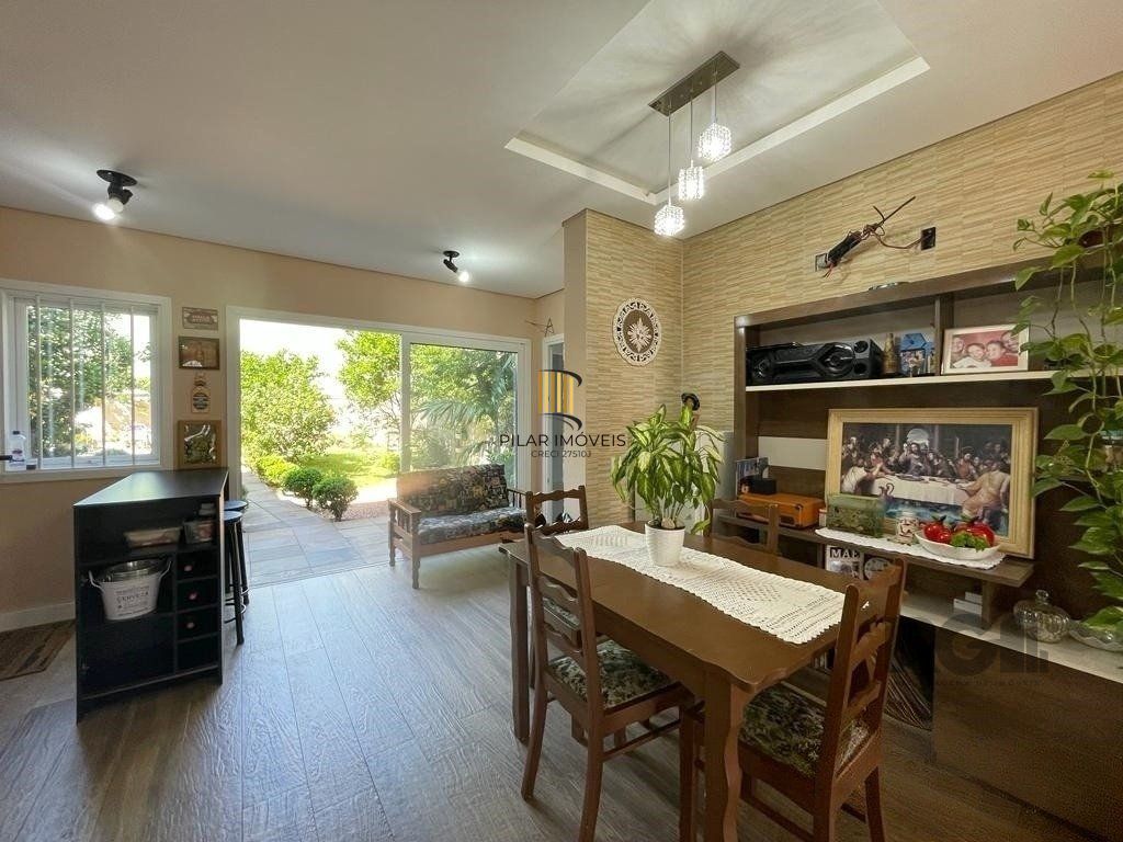 Casa 3 dormitórios no bairro Sarandi