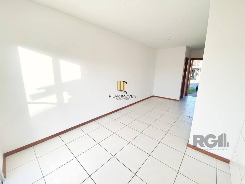 Casa 2 dormitórios no bairro Restinga