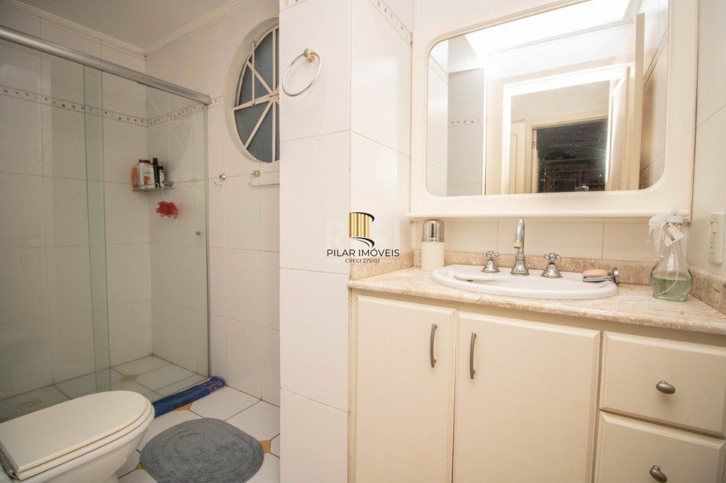 Casa para Venda - 169m², 3 dormitórios, sendo 1 suites, 4 vagas - Ipanema