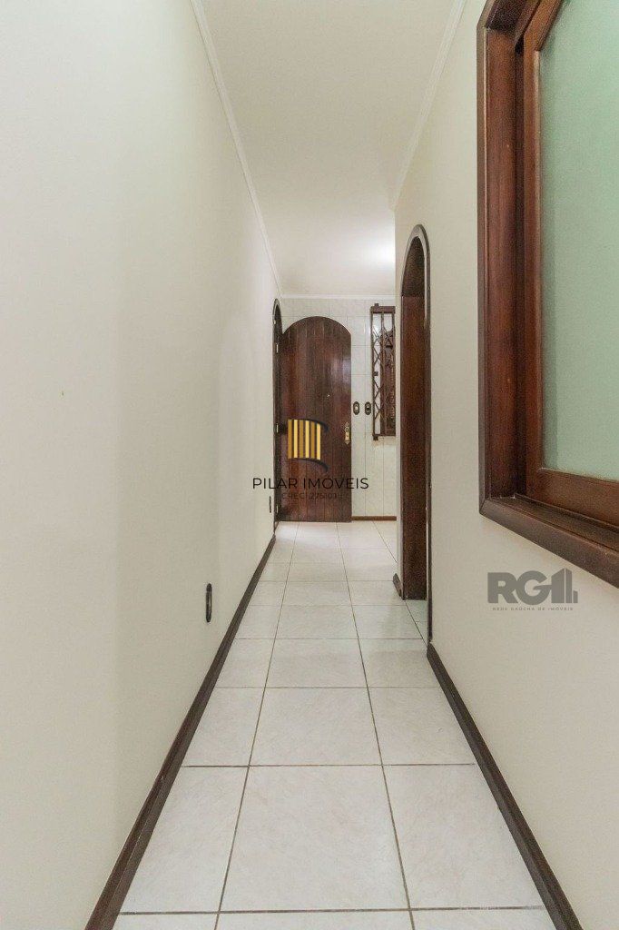 Casa com 287m², 5 dormitórios, piscina, 4 vagas no bairro Jardim Itu