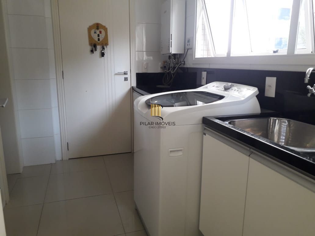 Apartamento na Bela vista com 3 suites, 4 garagens, 1 apartamento por andar.