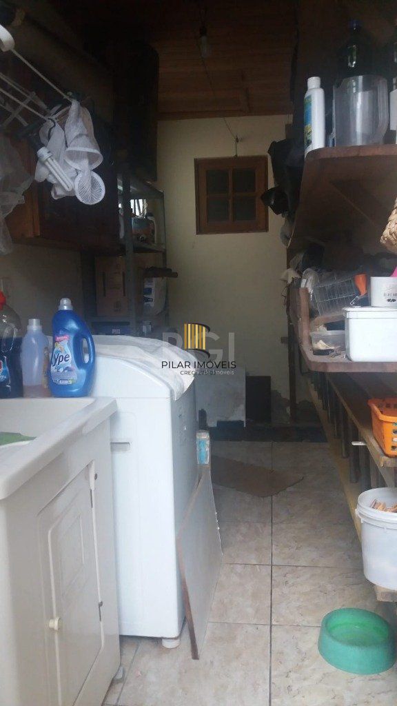 Casa para Venda - 142m², 3 dormitórios, sendo 1 suites, Partenon