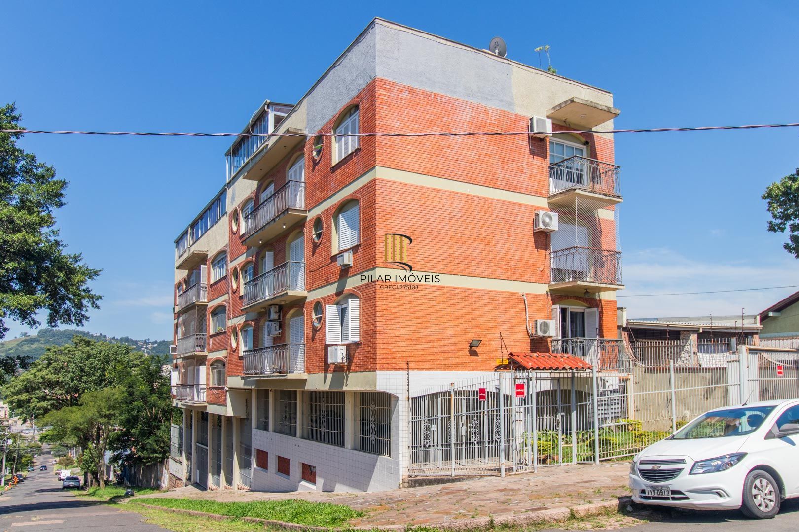 Apartamento de 2 dormitórios á venda no Bairro Teresópolis - Porto Alegre.
