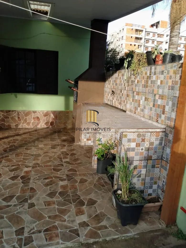 Apartamento Garden com 3 dormitórios em Cristo Redentor