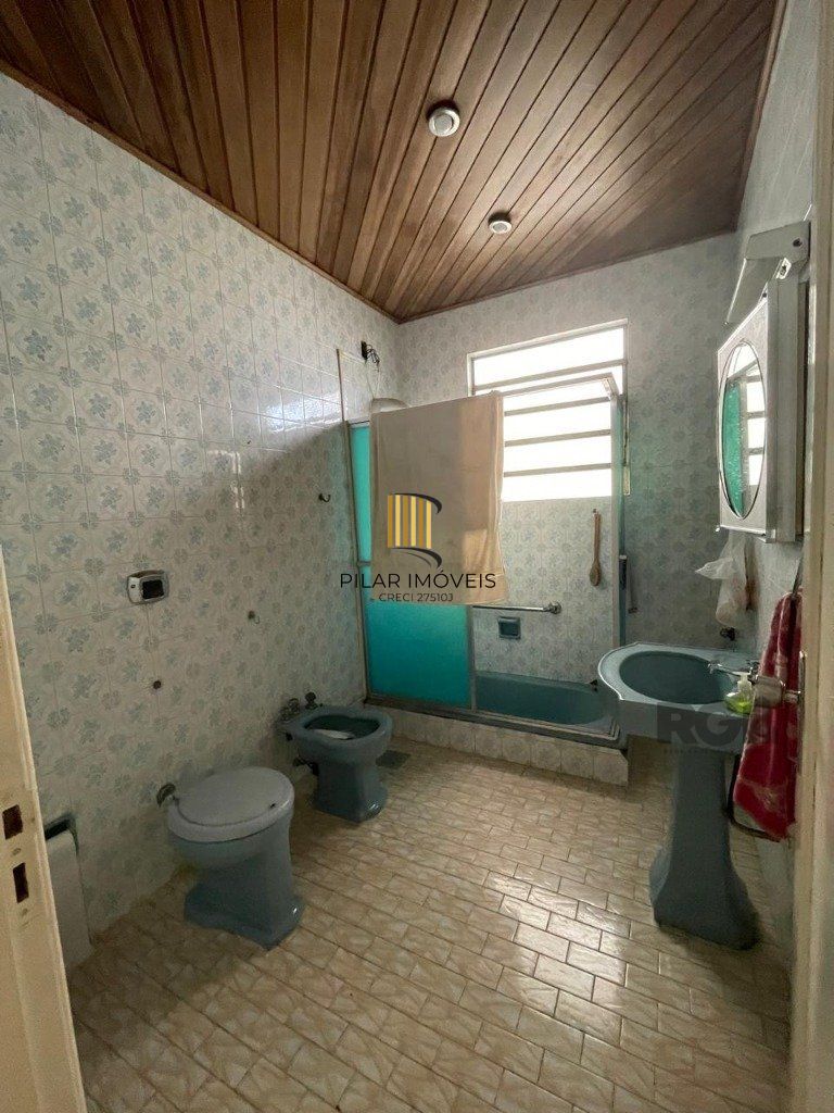Casa 3 dormitórios no bairro Chácara das Pedras
