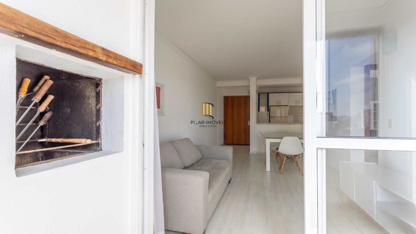 Apartamento com 2 quartos à venda em Partenon, Porto Alegre.