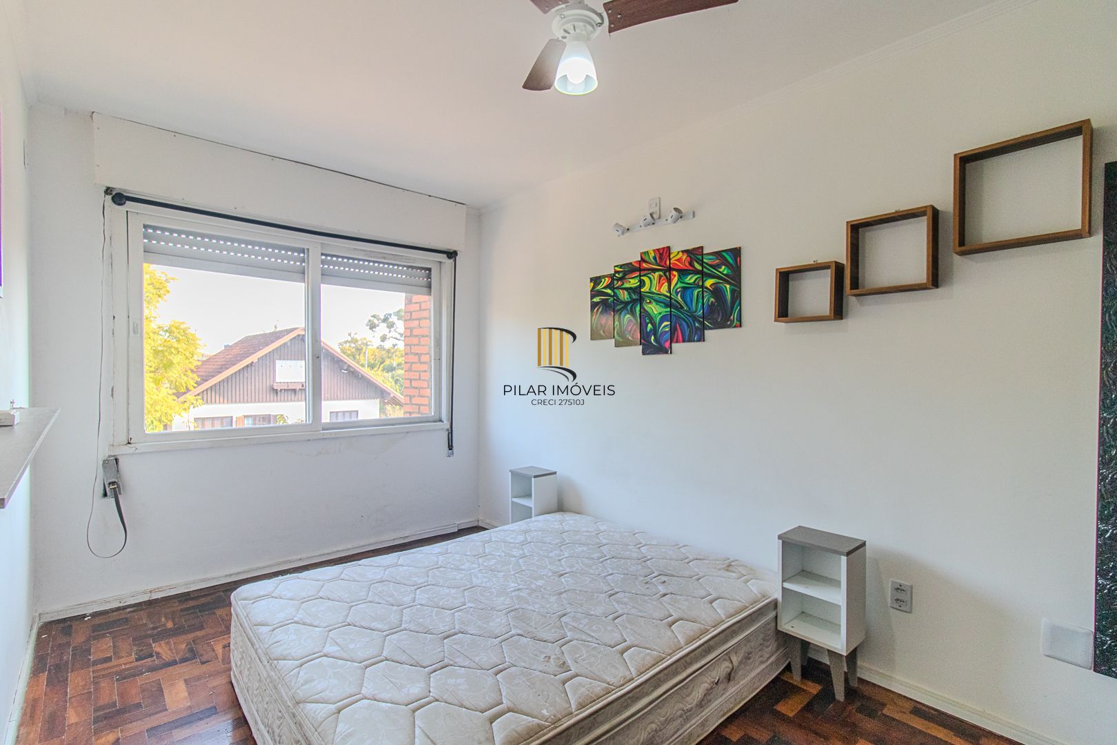 Apartamento de 03 dormitorios no bairro Teresopolis Porto Alegre-RS