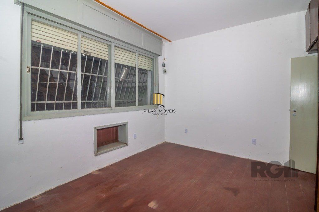 Casa 5 dormitórios no bairro Farroupilha