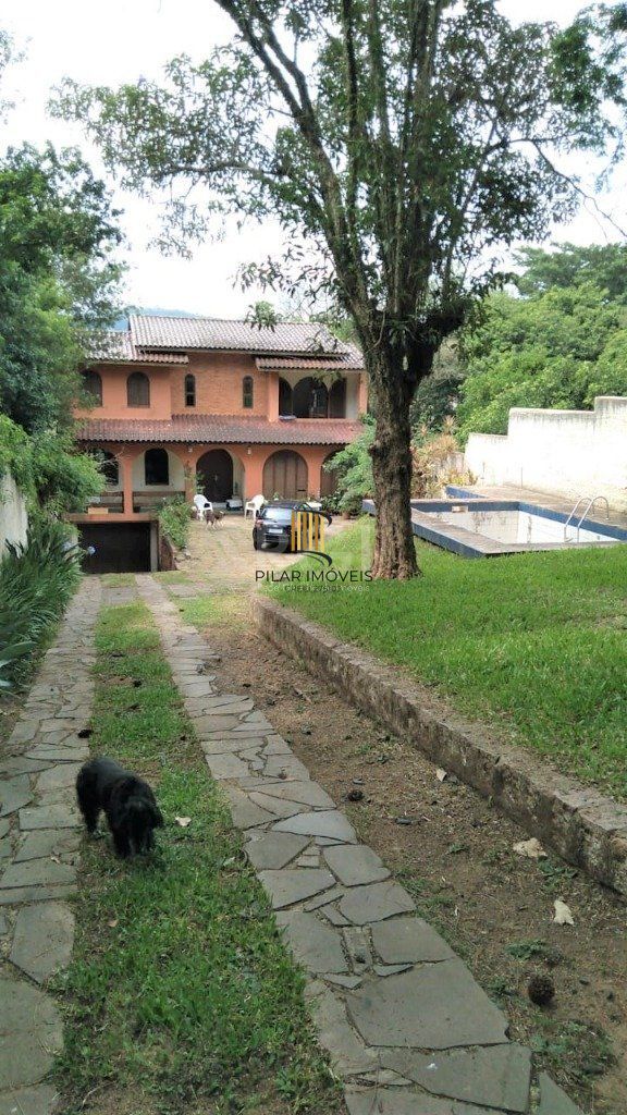 Casa para Venda - 279.1m², 4 dormitórios, sendo 1 suites, 5 vagas - Vila Nova